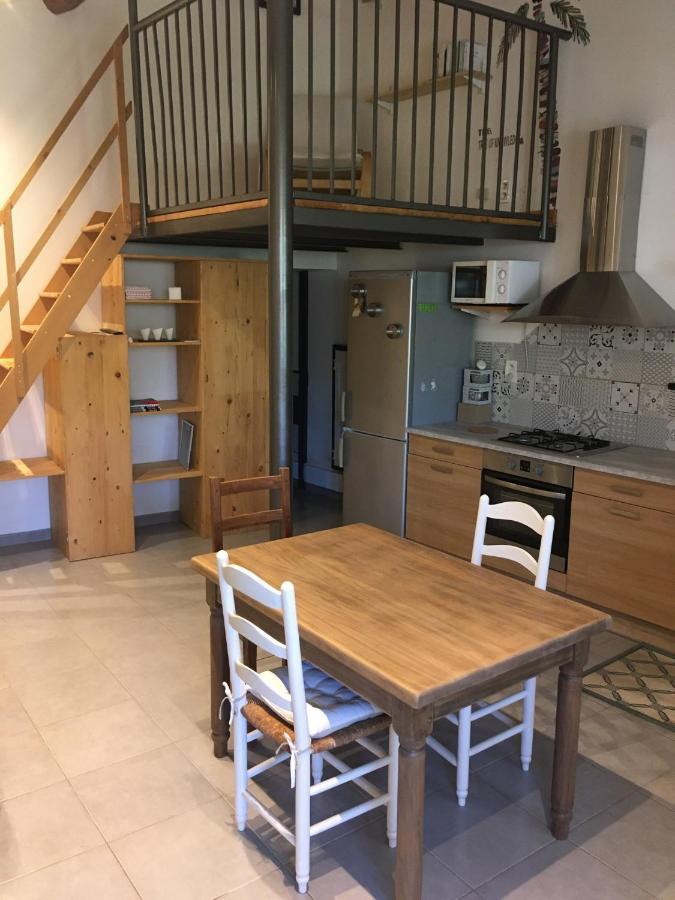Juste Derriere Chez Nous Villa Boulbon Bagian luar foto