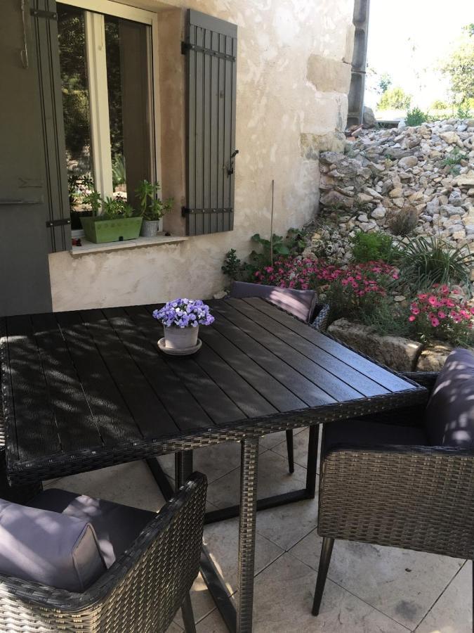 Juste Derriere Chez Nous Villa Boulbon Bagian luar foto