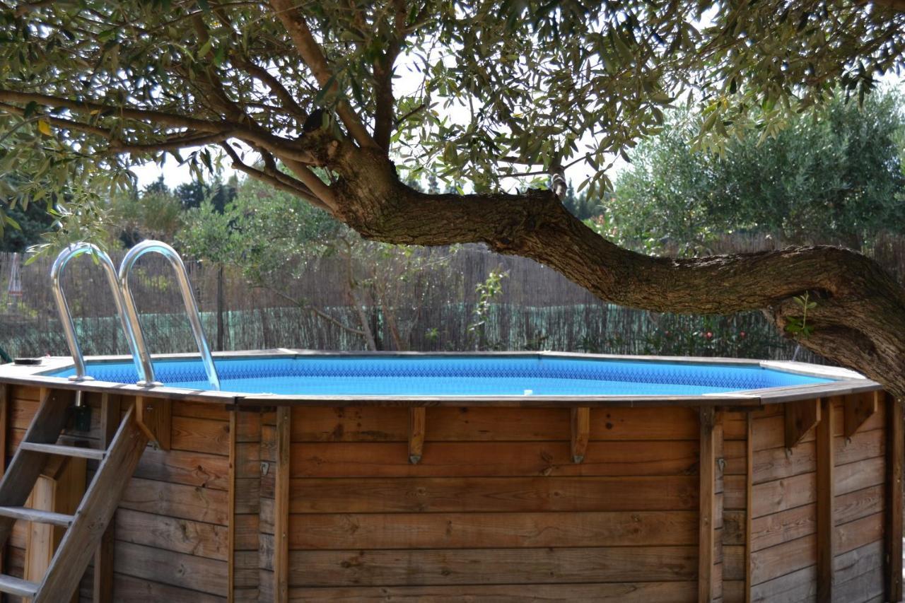 Juste Derriere Chez Nous Villa Boulbon Bagian luar foto